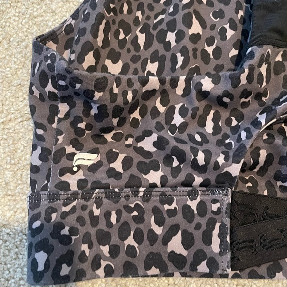 Fabletics Sports Bra Gray & Black Cheetah Print L - Picture 6 of 6